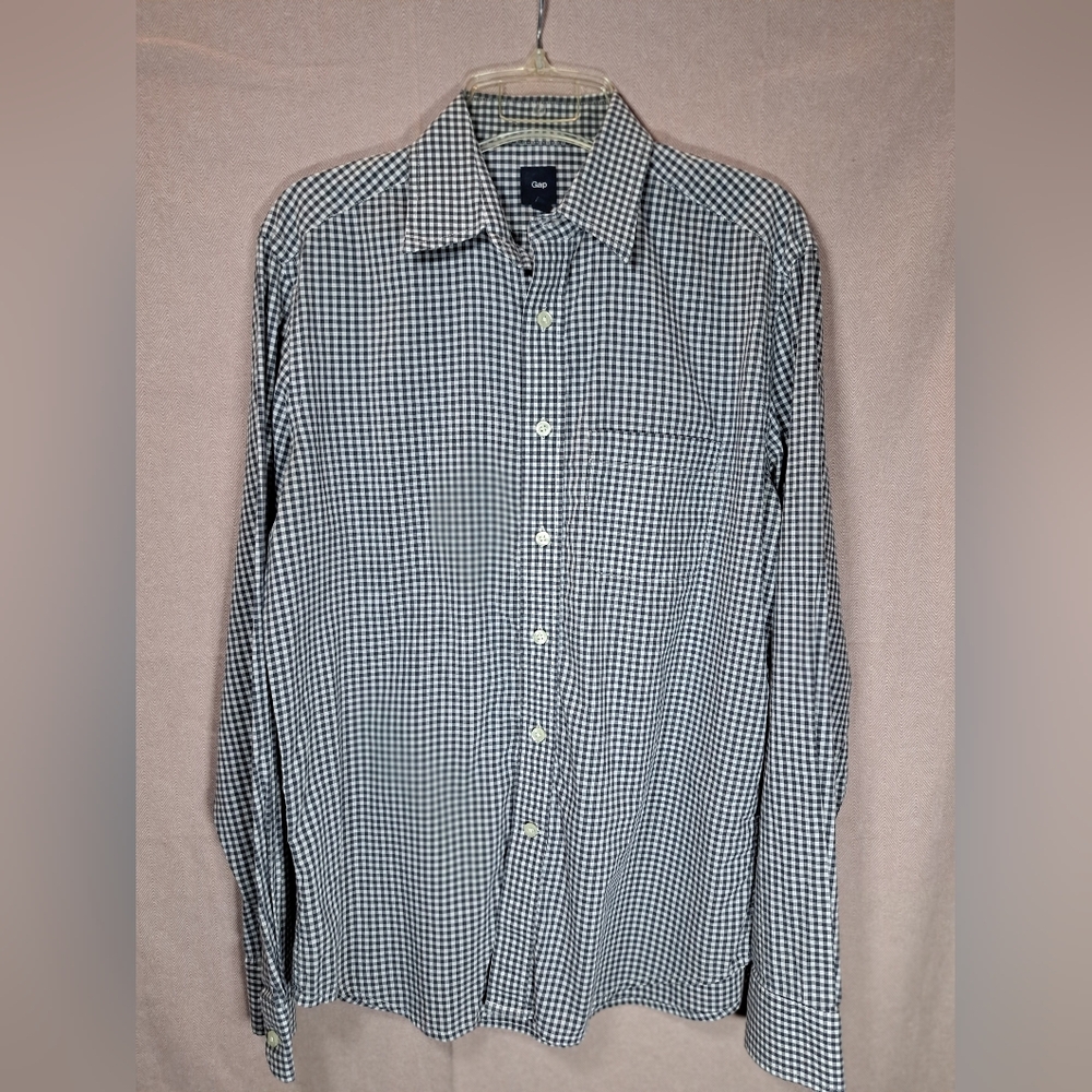 Gap Long Sleeve Button Up Plaid Gray Shirt Size Small EUC